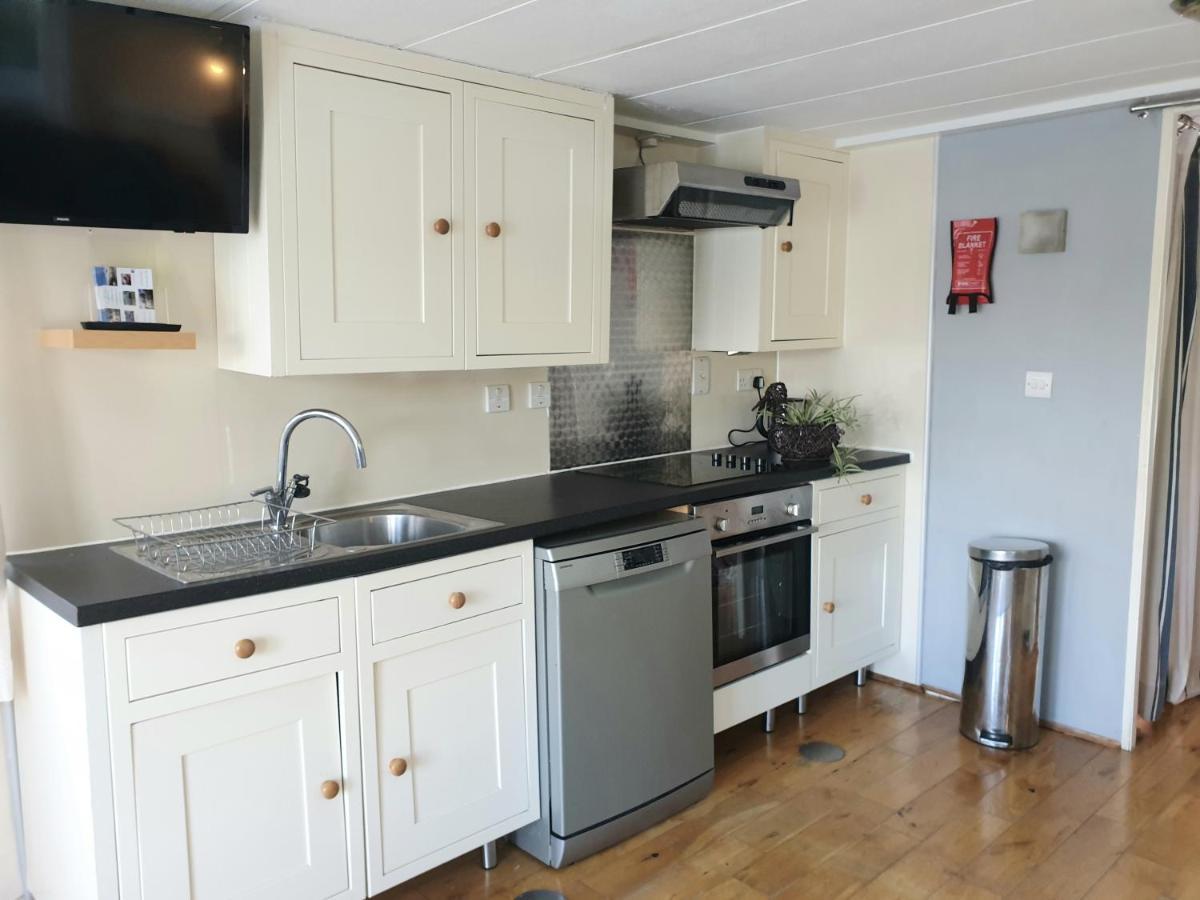 Bluebird House-Boat East Molesey Exterior foto